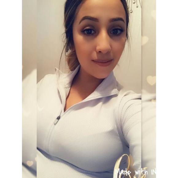 Meet your Posher, Tania - Picture 1 of 1